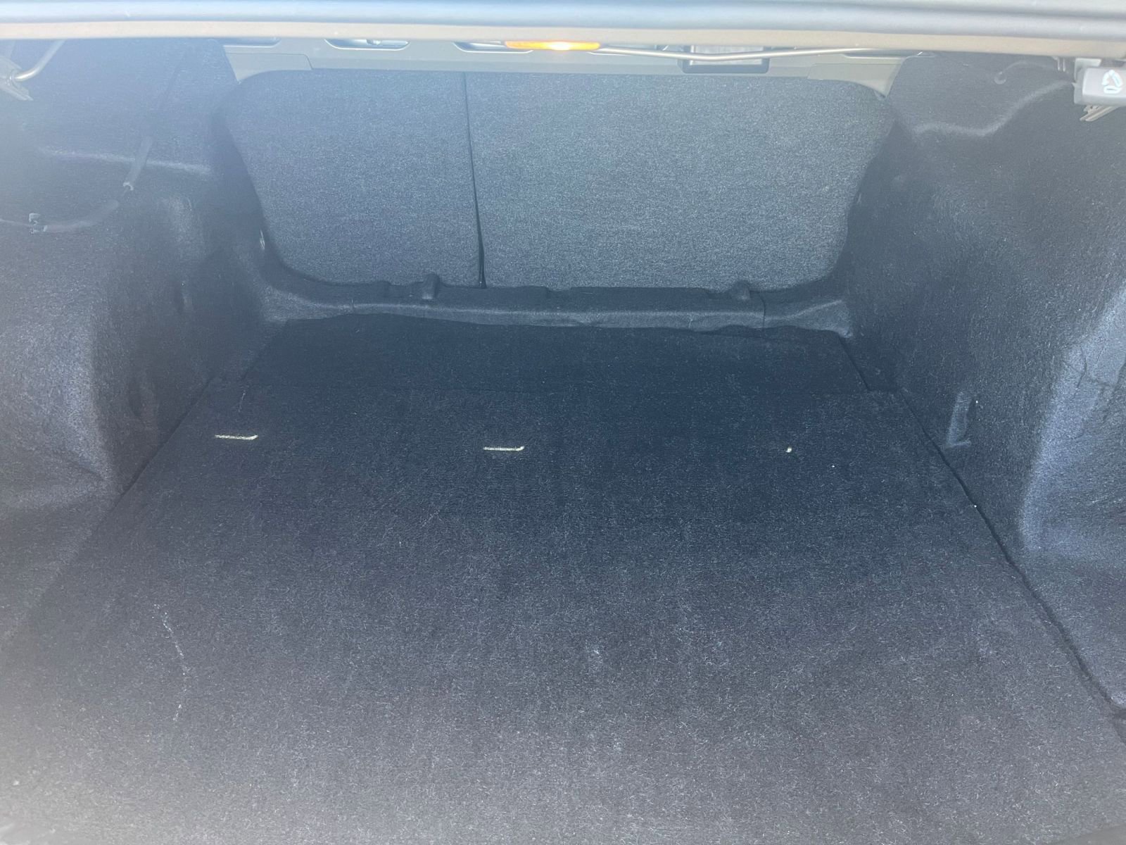 Thumbnail: 2023 Chevrolet Malibu - 32