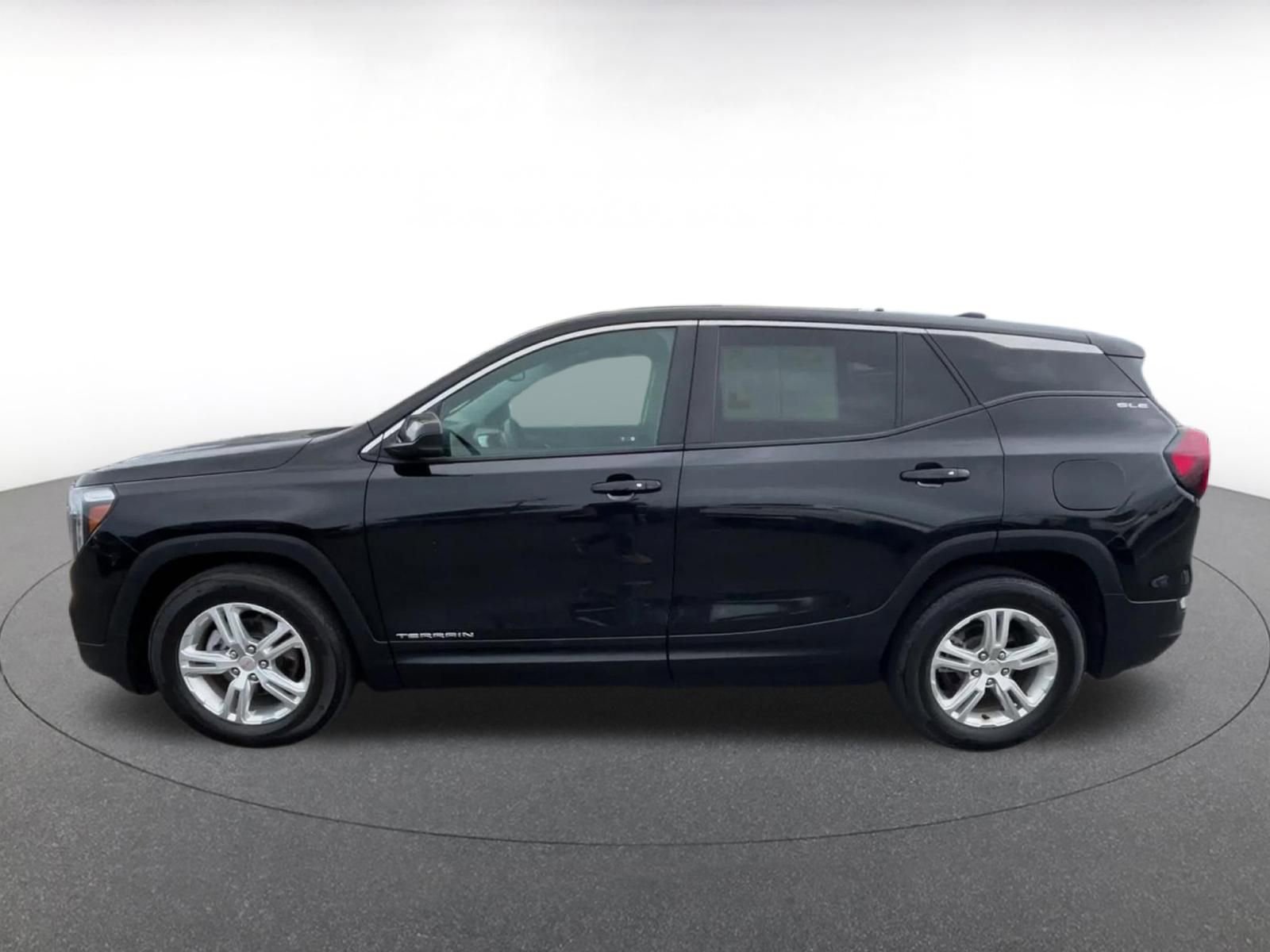 Thumbnail: 2024 GMC Terrain - 9