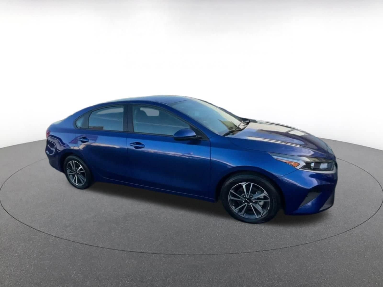 Thumbnail: 2024 Kia Forte - 2