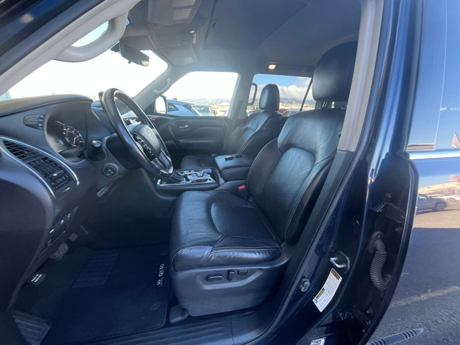 Thumbnail: 2022 INFINITI QX80 - 20