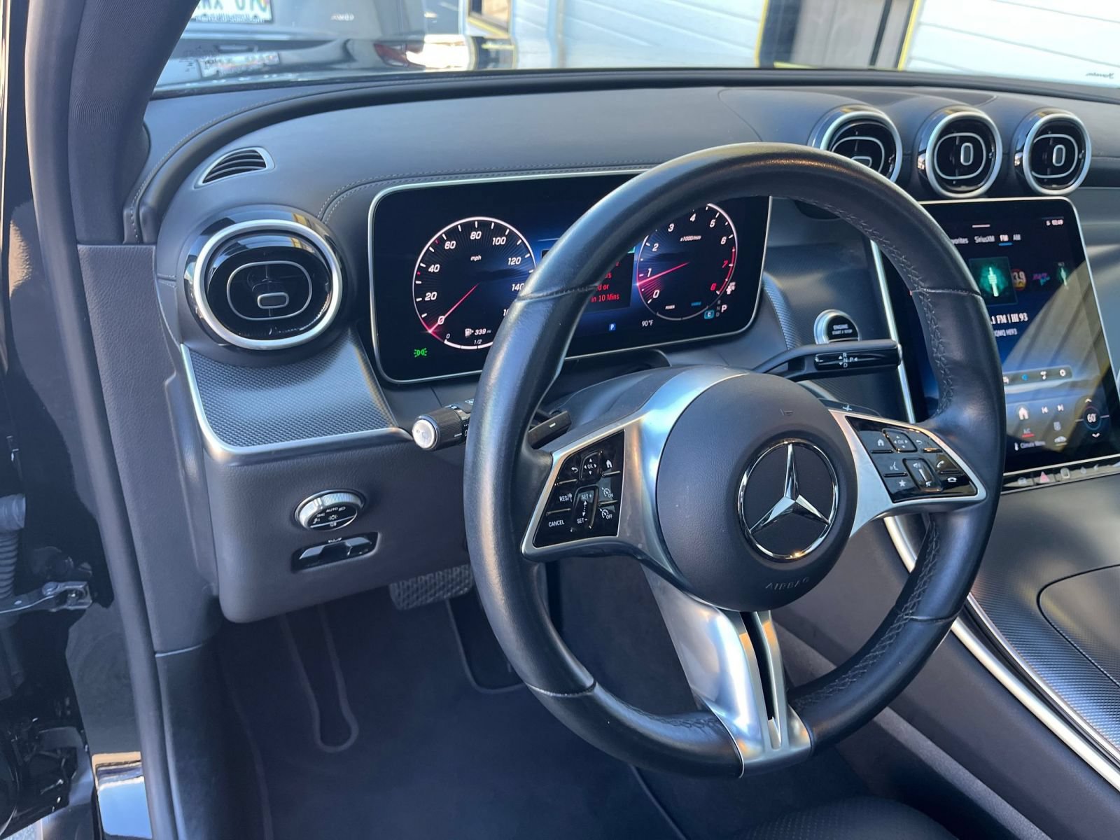 Thumbnail: 2024 Mercedes-Benz GLC - 35