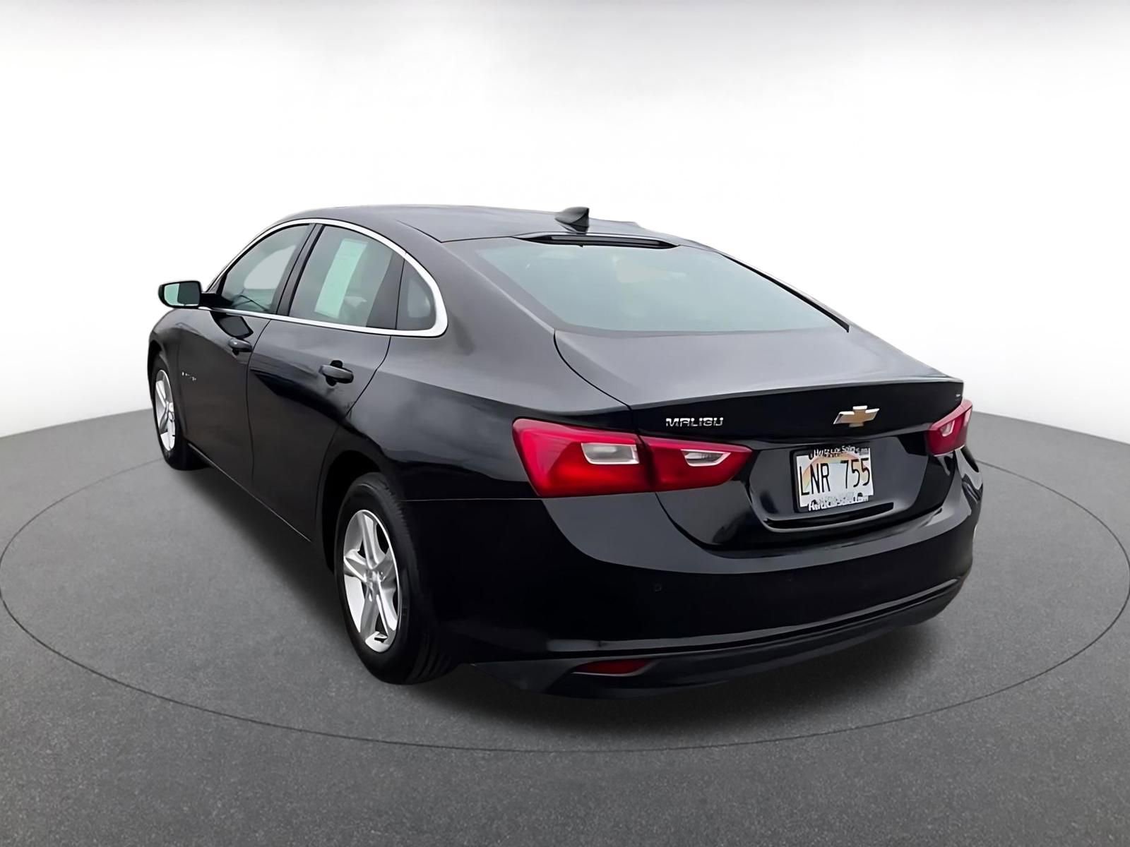 Thumbnail: 2024 Chevrolet Malibu - 11