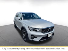 2024 Volvo XC40 B5 Core -
                  Honolulu, HI