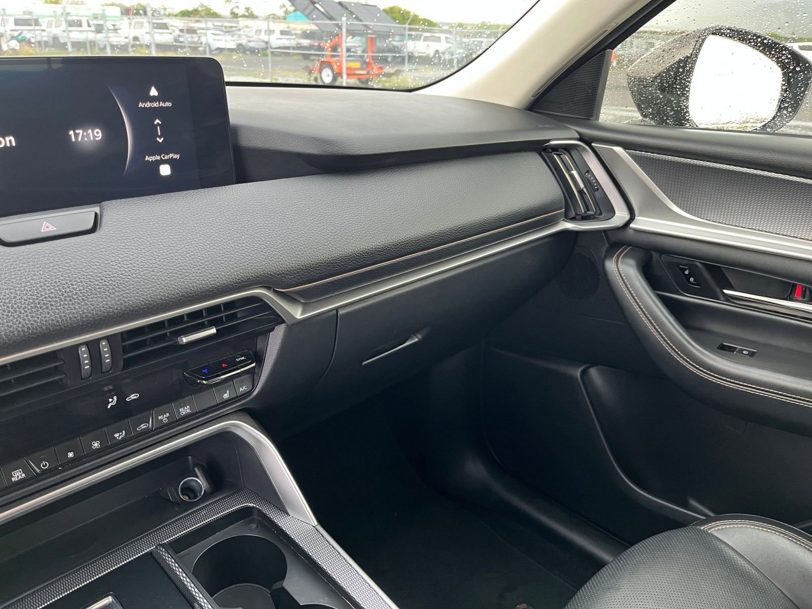 Thumbnail: 2025 Mazda CX-70 - 30