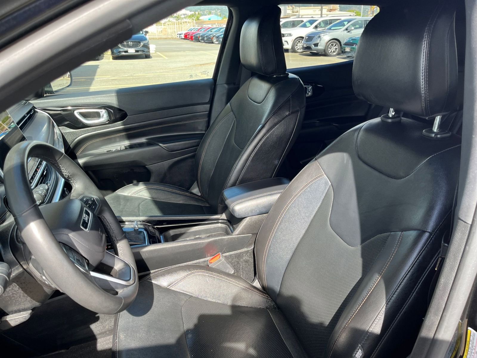 Thumbnail: 2023 Jeep Compass - 28