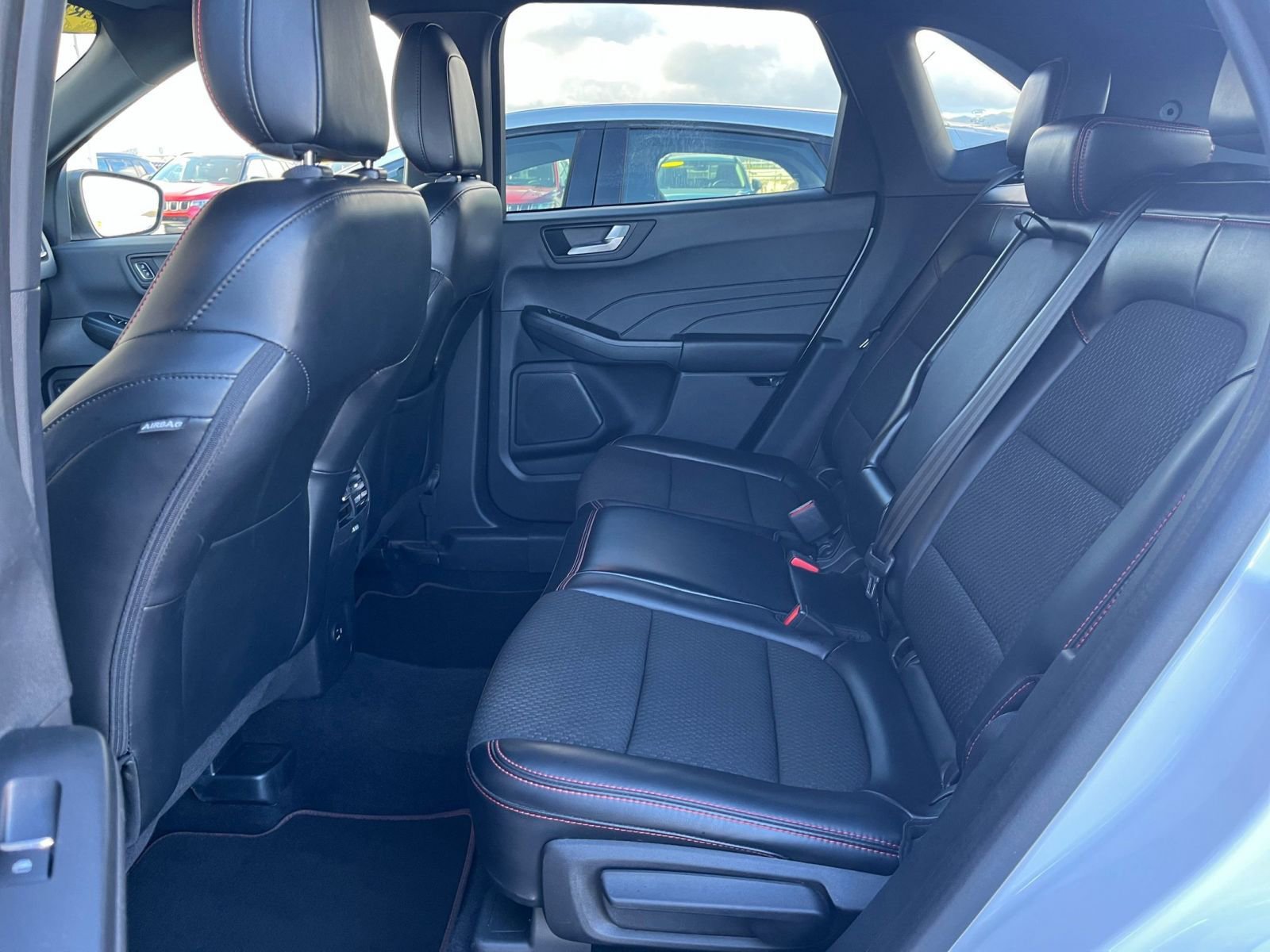 Thumbnail: 2023 Ford Escape - 25