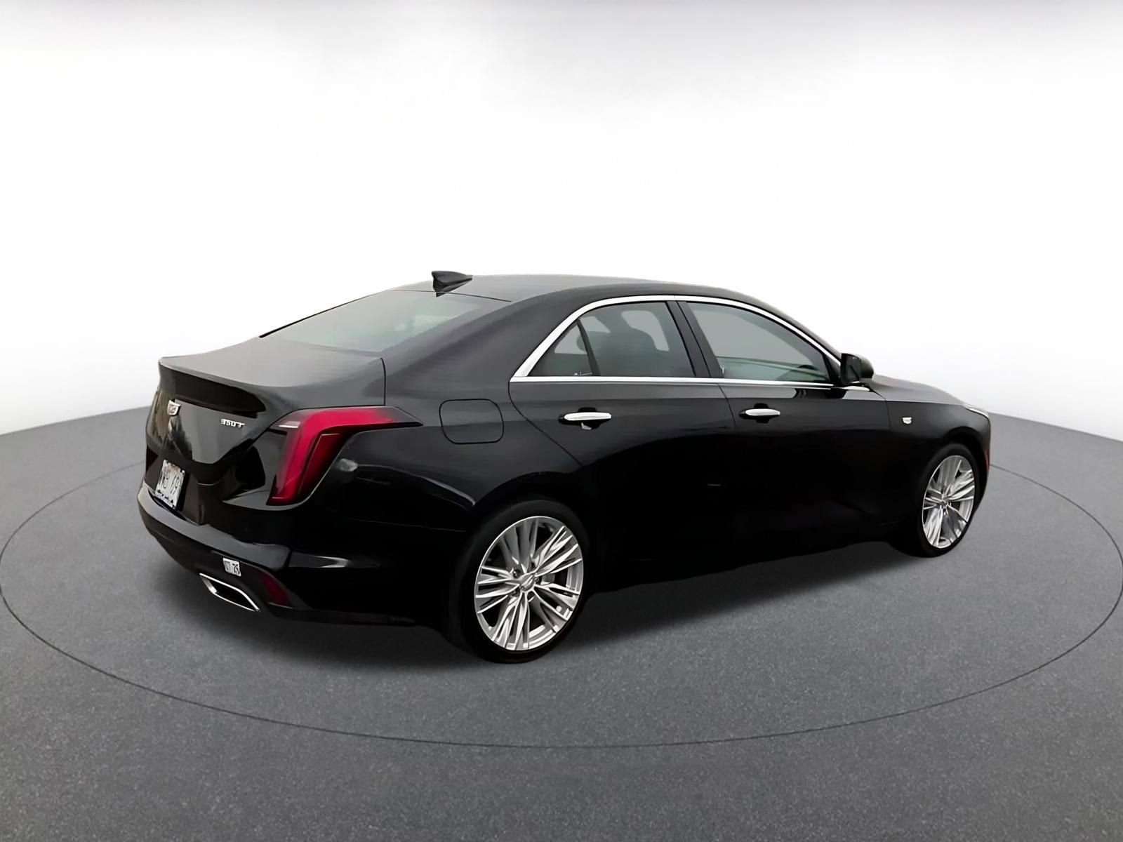 Thumbnail: 2023 Cadillac CT4 - 15