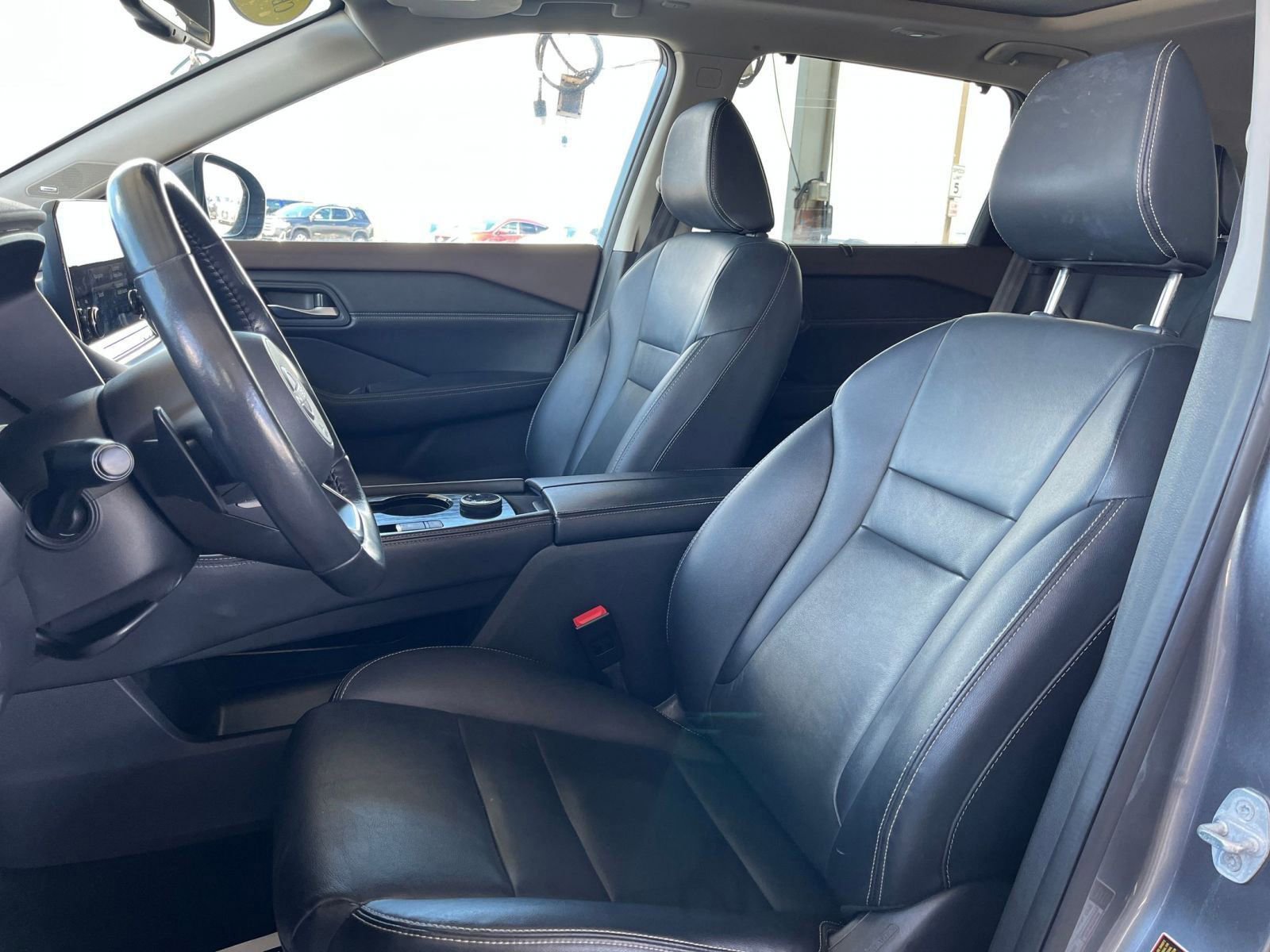 Thumbnail: 2023 Nissan Rogue - 27