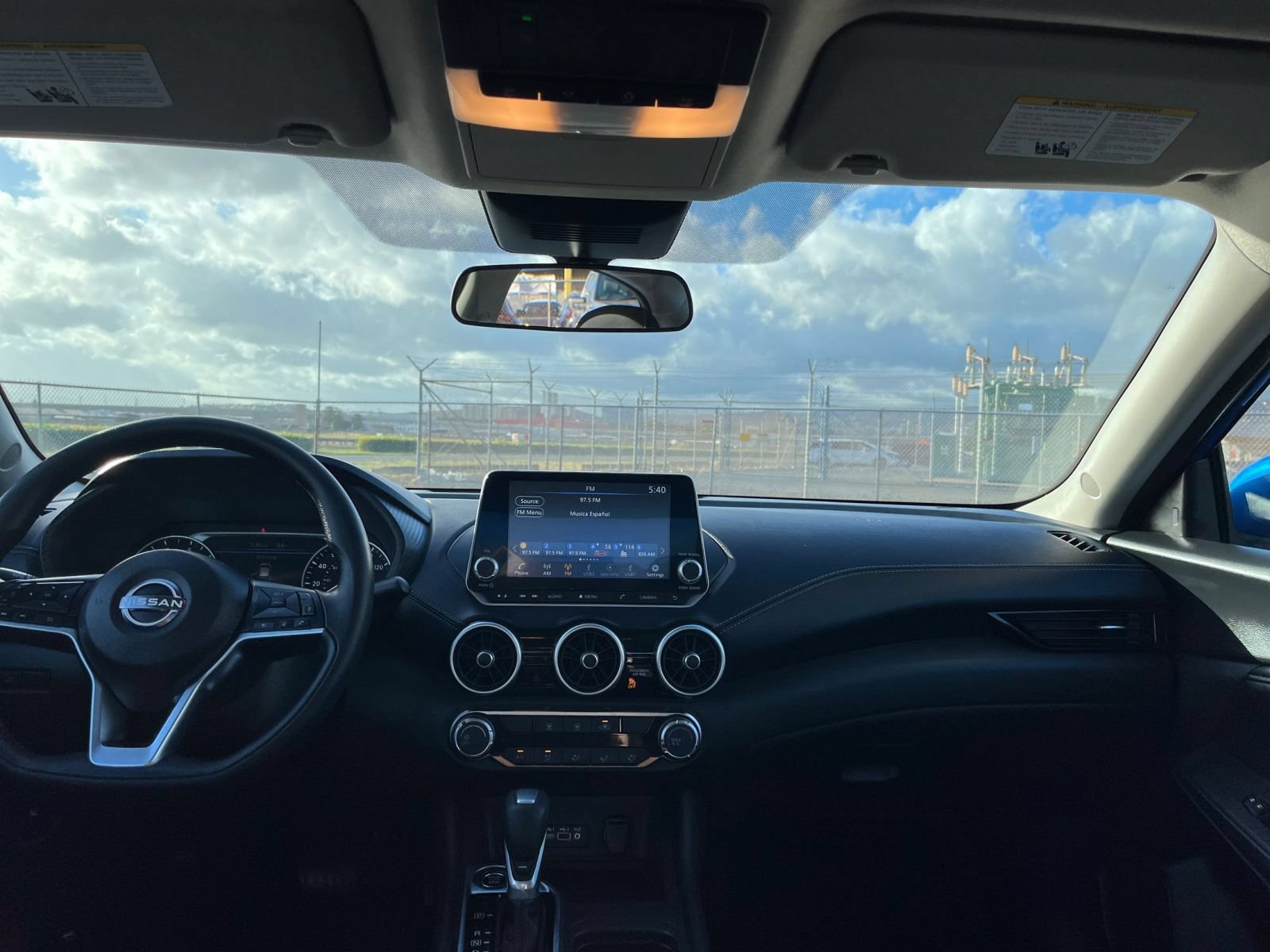 Thumbnail: 2025 Nissan Sentra - 32