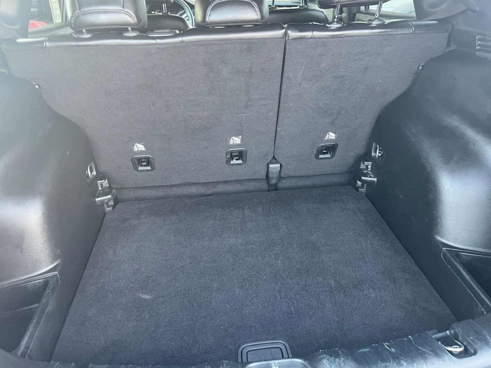 Thumbnail: 2023 Jeep Compass - 31