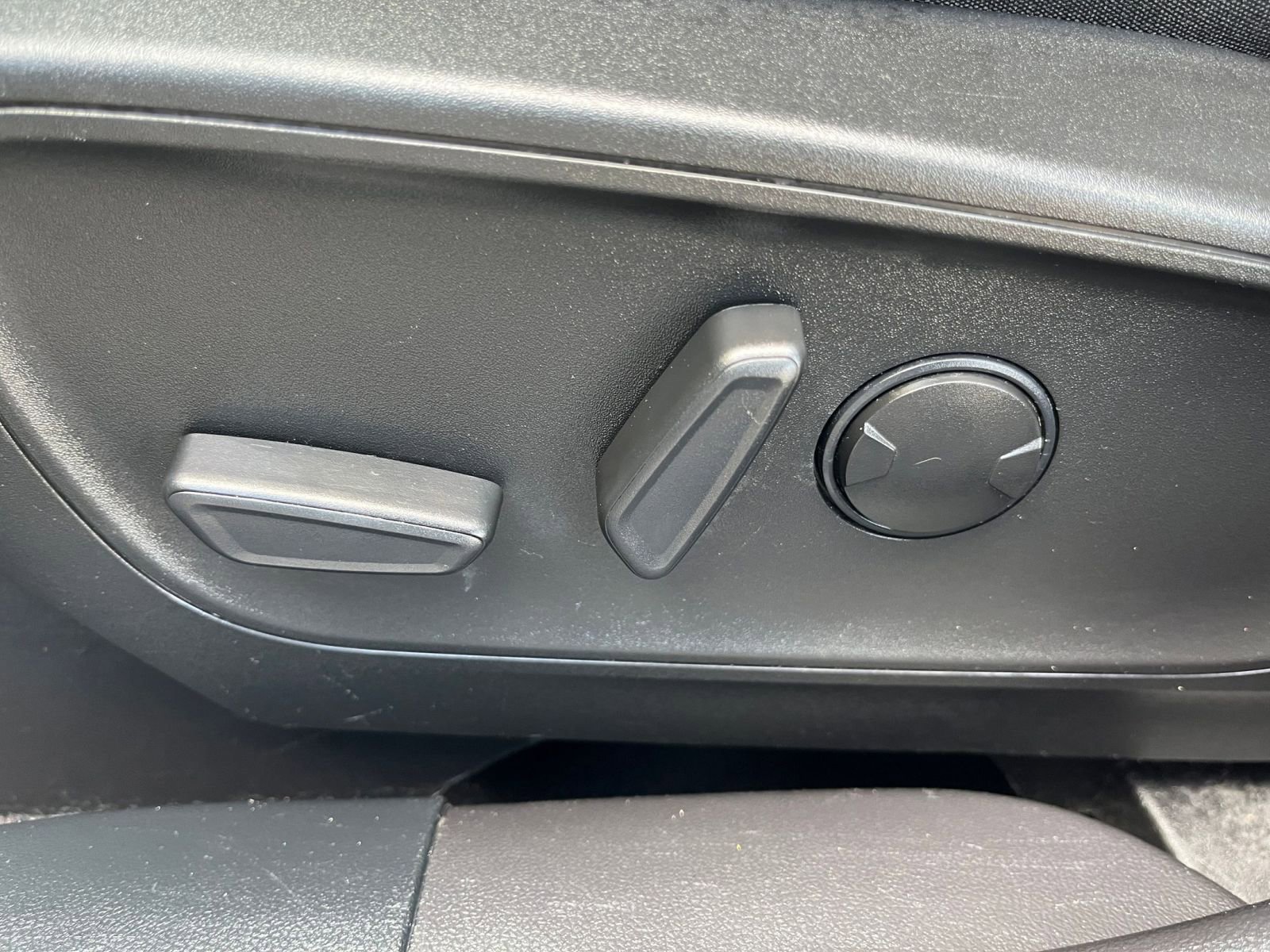 Thumbnail: 2023 Ford Escape - 23