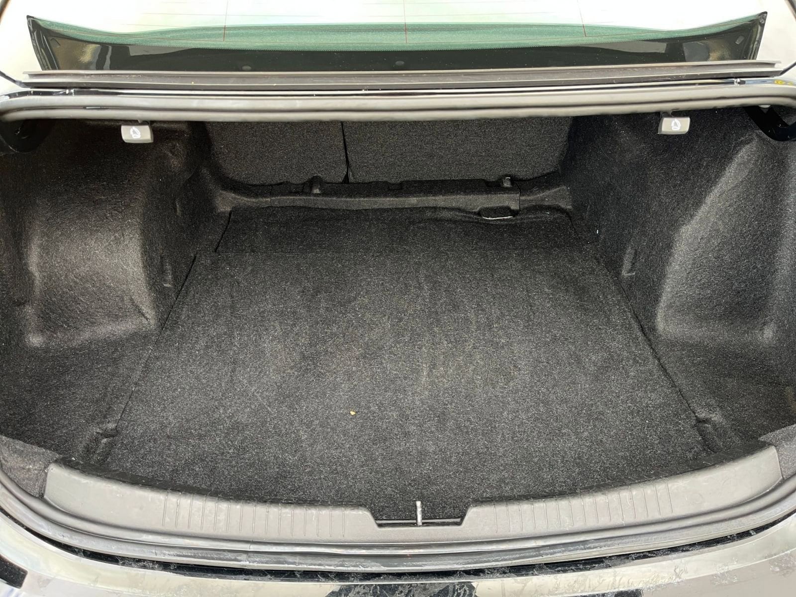 Thumbnail: 2023 Chevrolet Malibu - 31