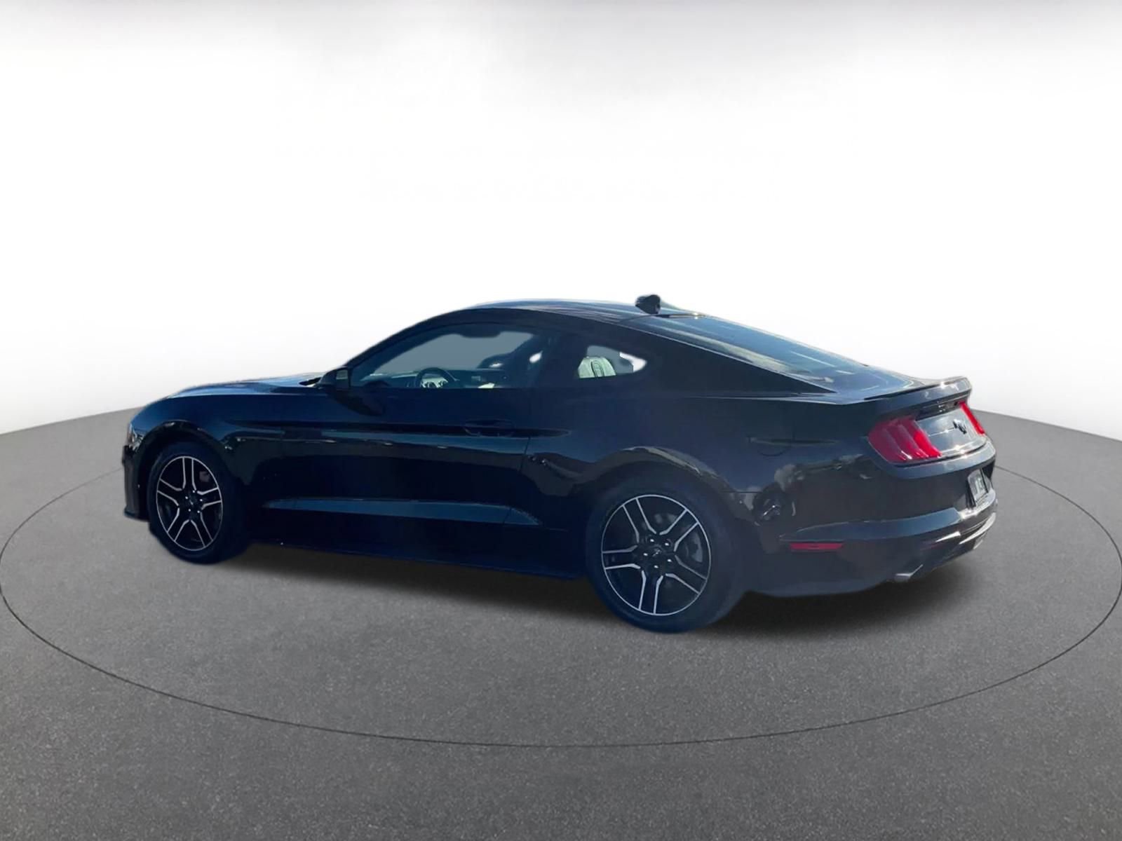 Thumbnail: 2023 Ford Mustang - 10