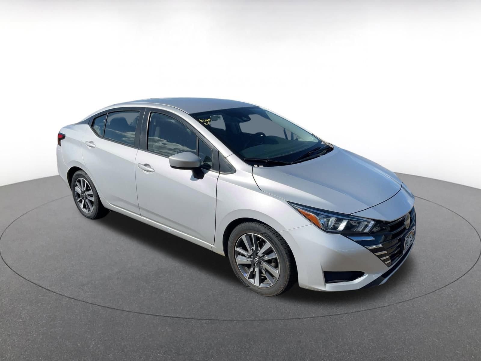 2023 Nissan Versa Sedan SV