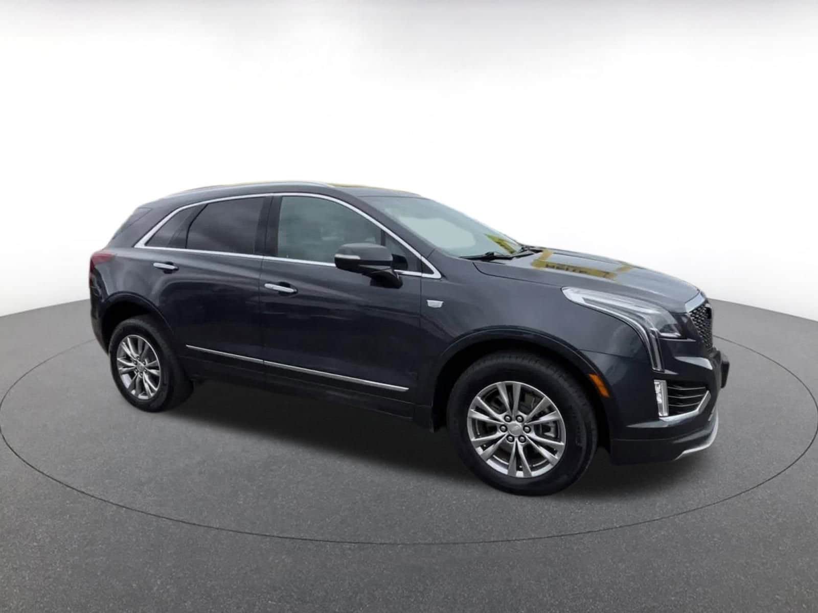 Thumbnail: 2023 Cadillac XT5 - 2