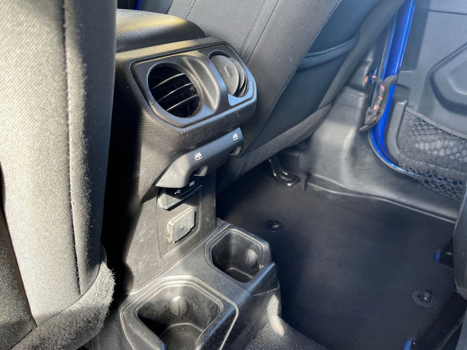 Thumbnail: 2020 Jeep Wrangler - 23