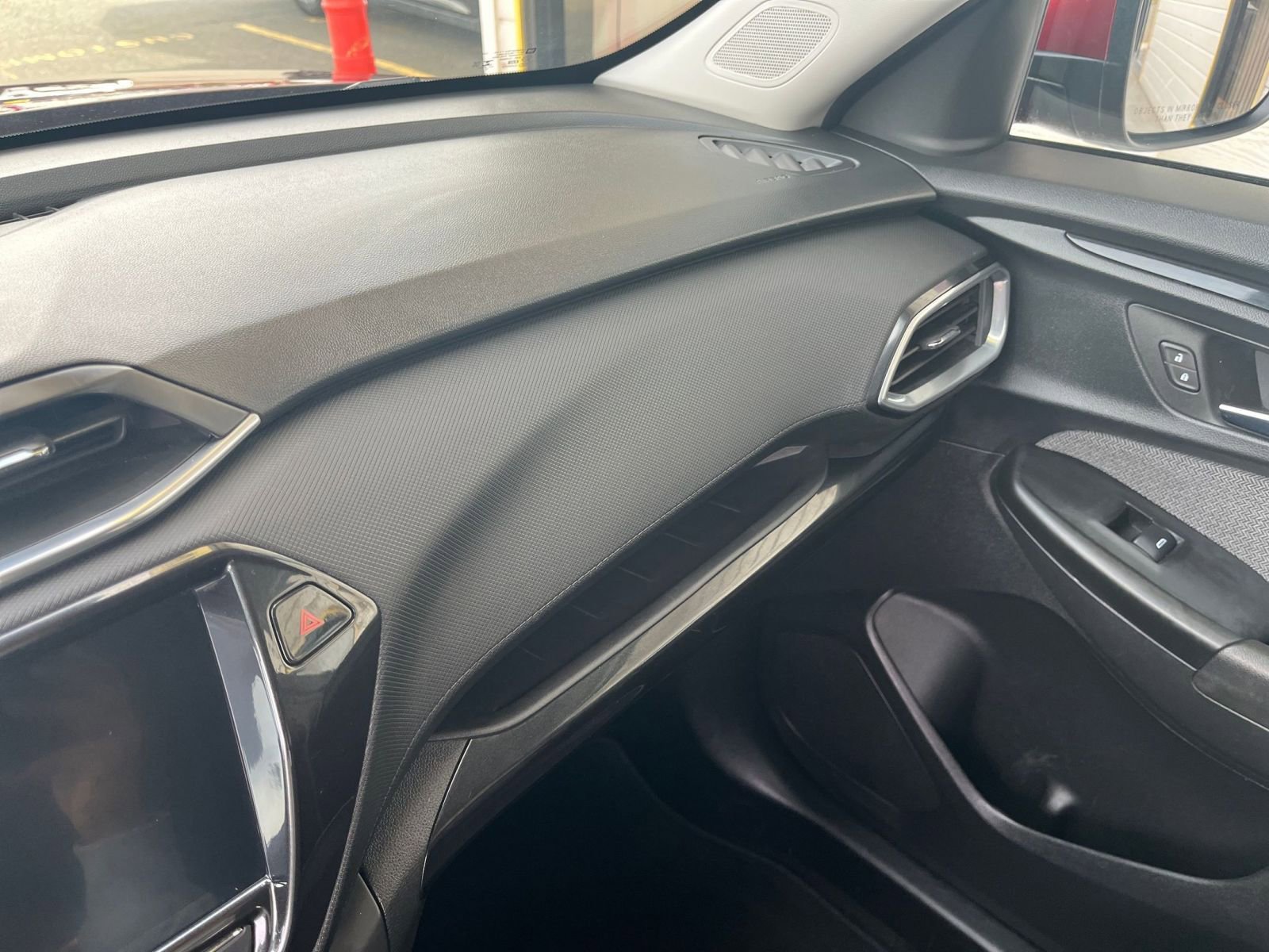 Thumbnail: 2023 Chevrolet TrailBlazer - 34