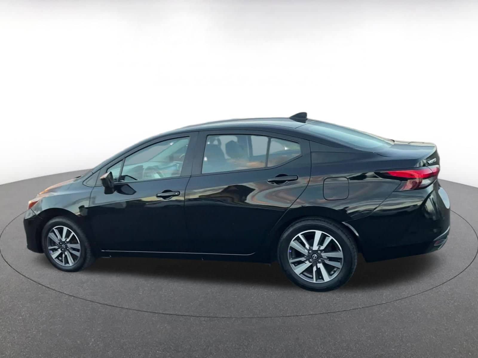 Thumbnail: 2023 Nissan Versa - 9