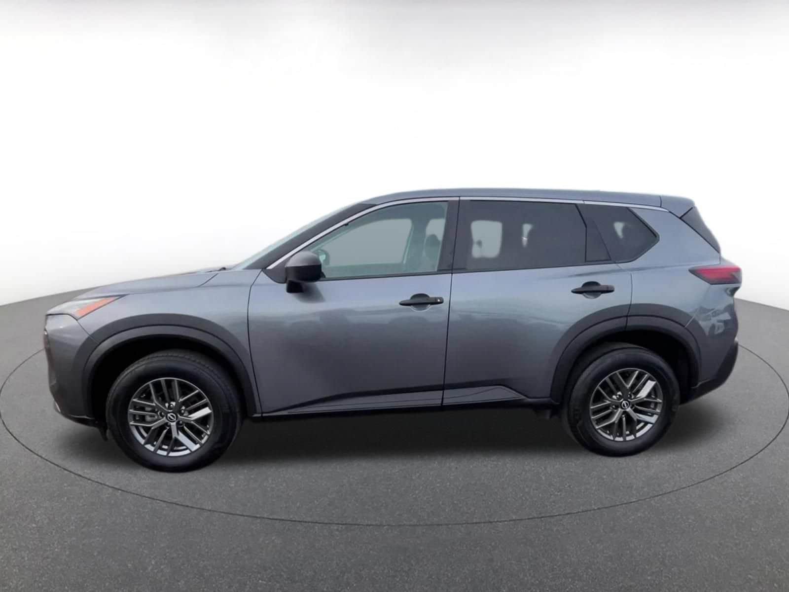Thumbnail: 2023 Nissan Rogue - 9