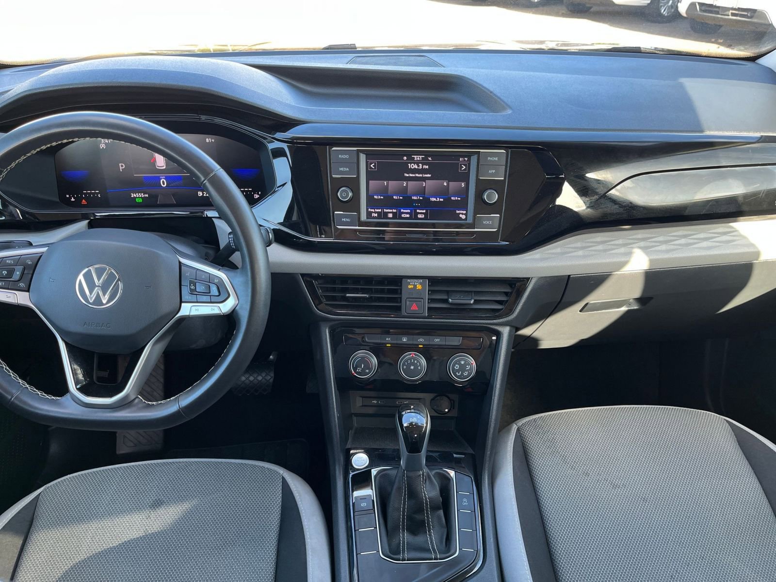 Thumbnail: 2024 Volkswagen Taos - 31