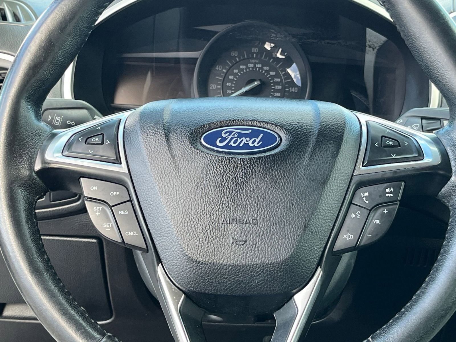 Thumbnail: 2020 Ford Edge - 28