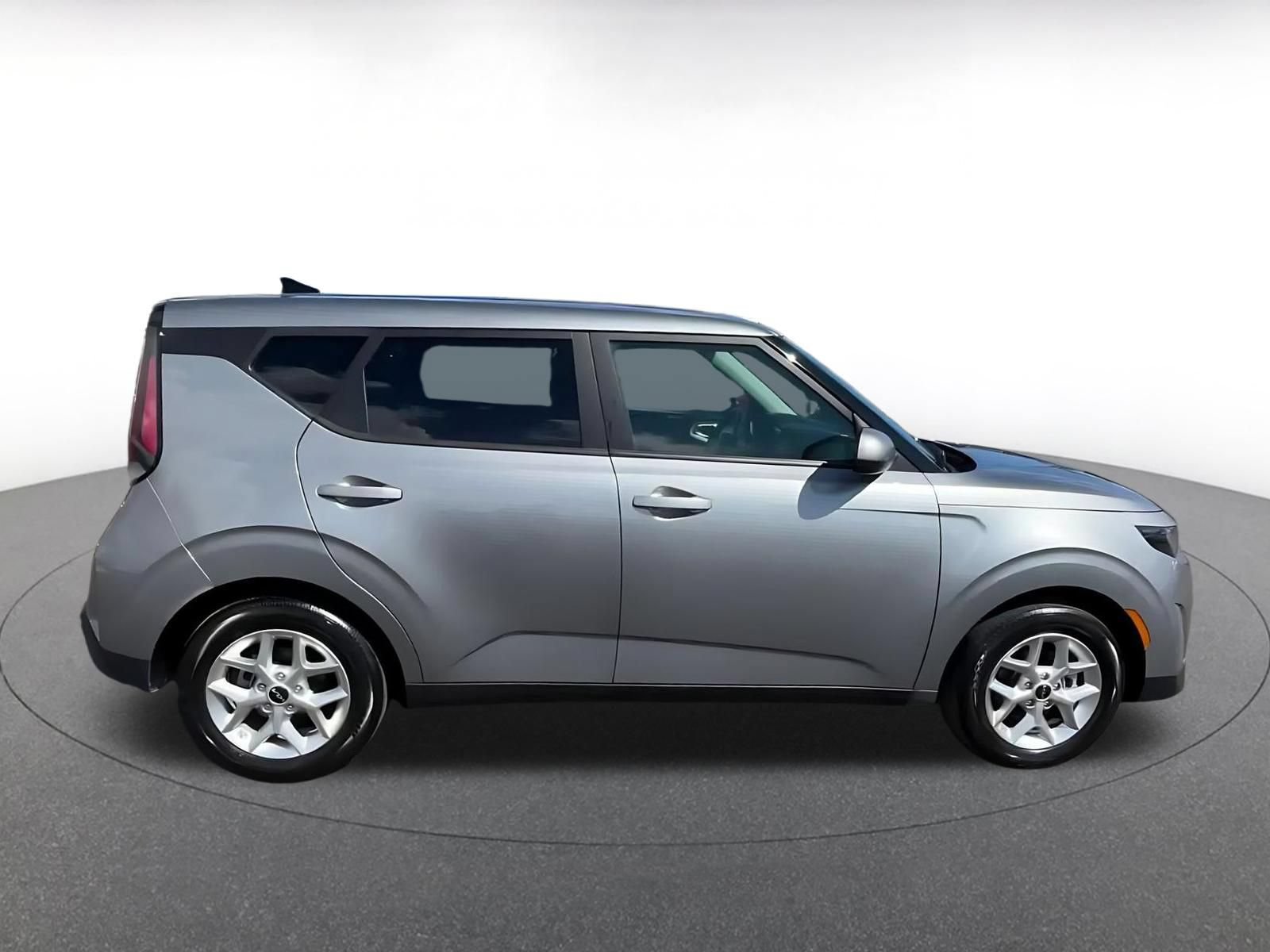 Thumbnail: 2025 Kia Soul - 16