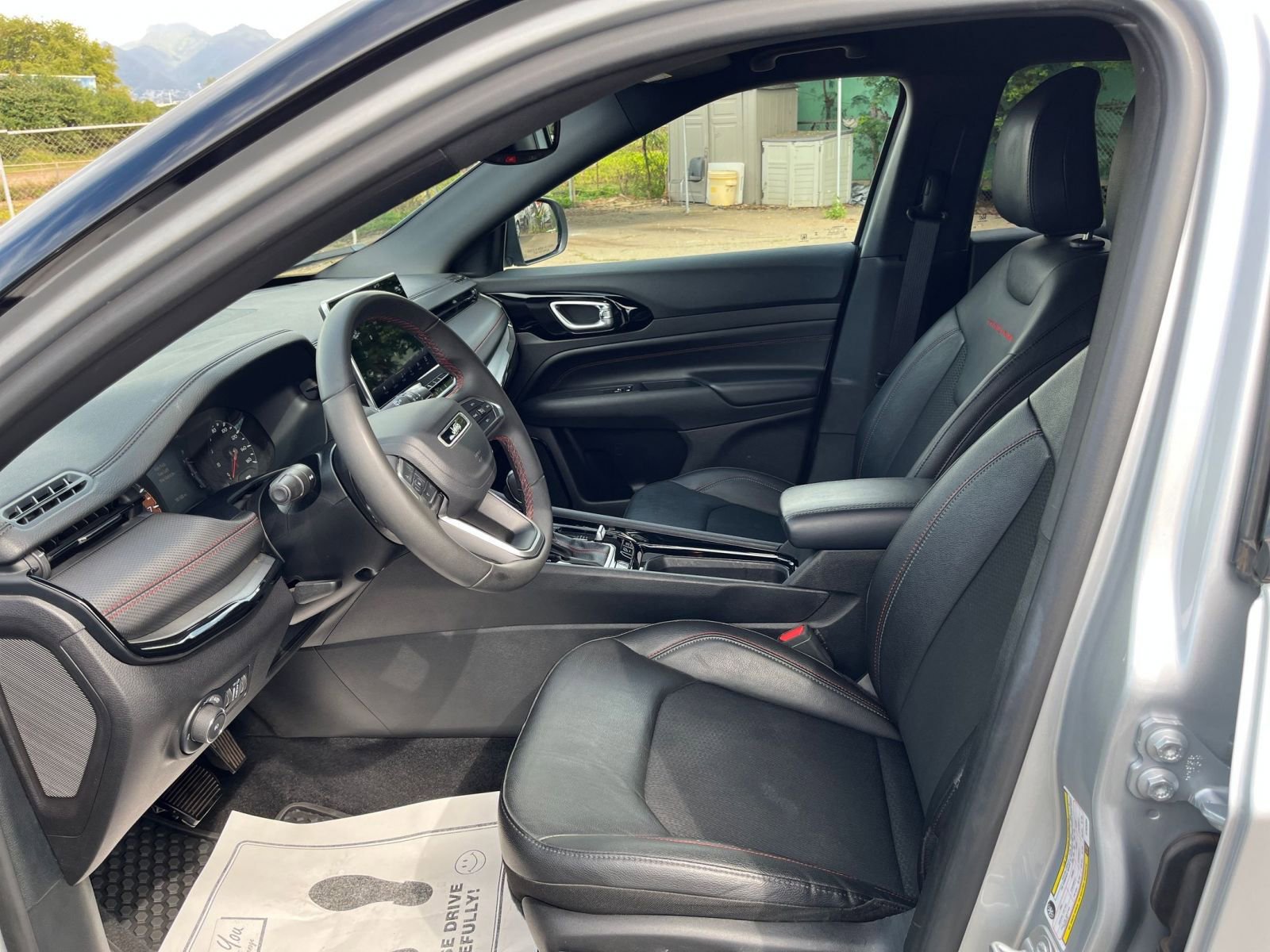 Thumbnail: 2025 Jeep Compass - 22