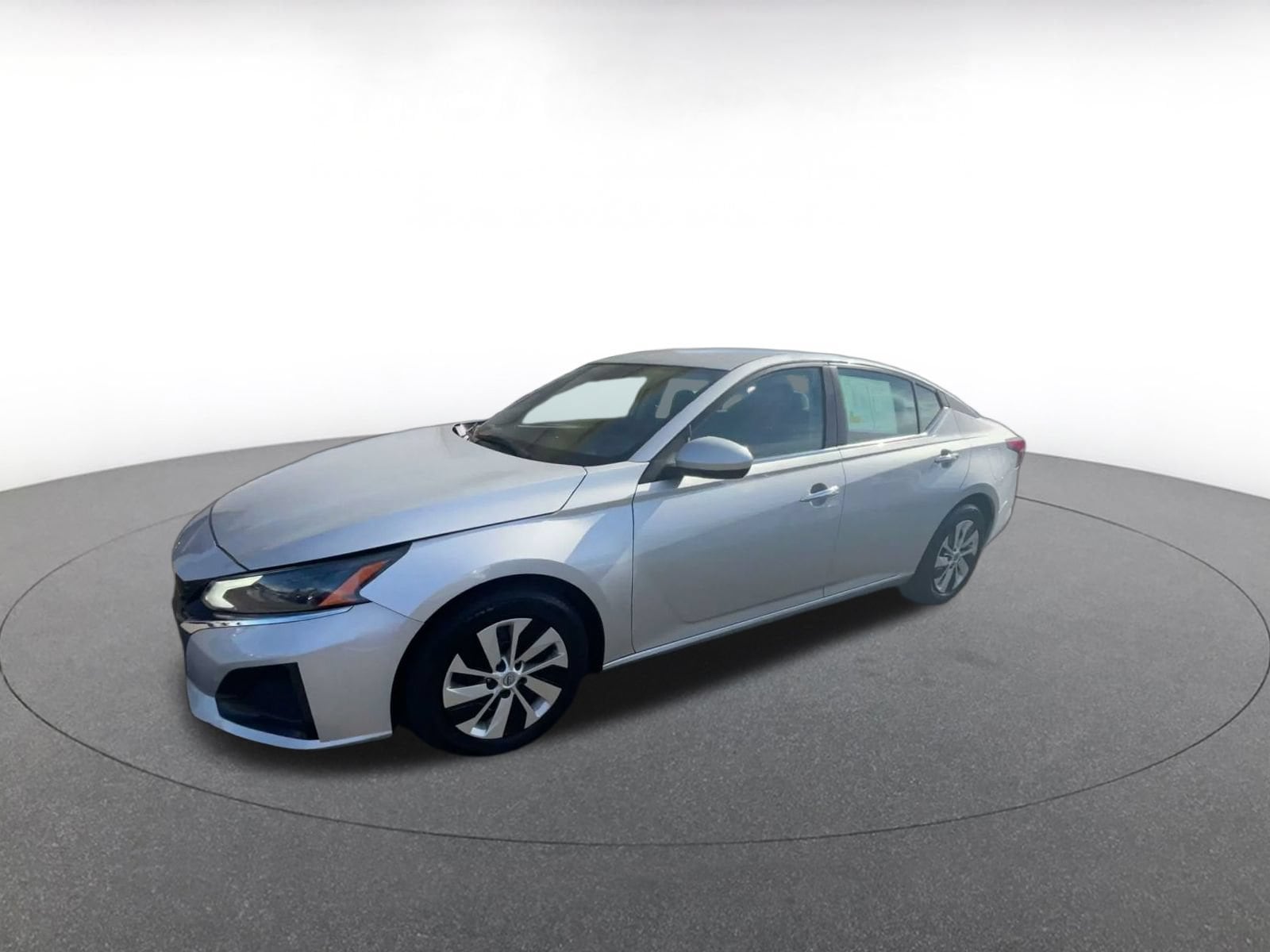 Thumbnail: 2023 Nissan Altima - 6
