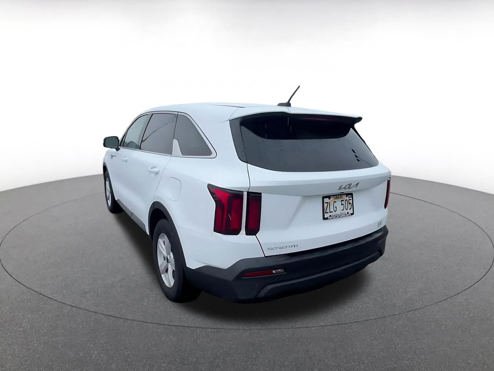 Thumbnail: 2023 Kia Sorento - 11