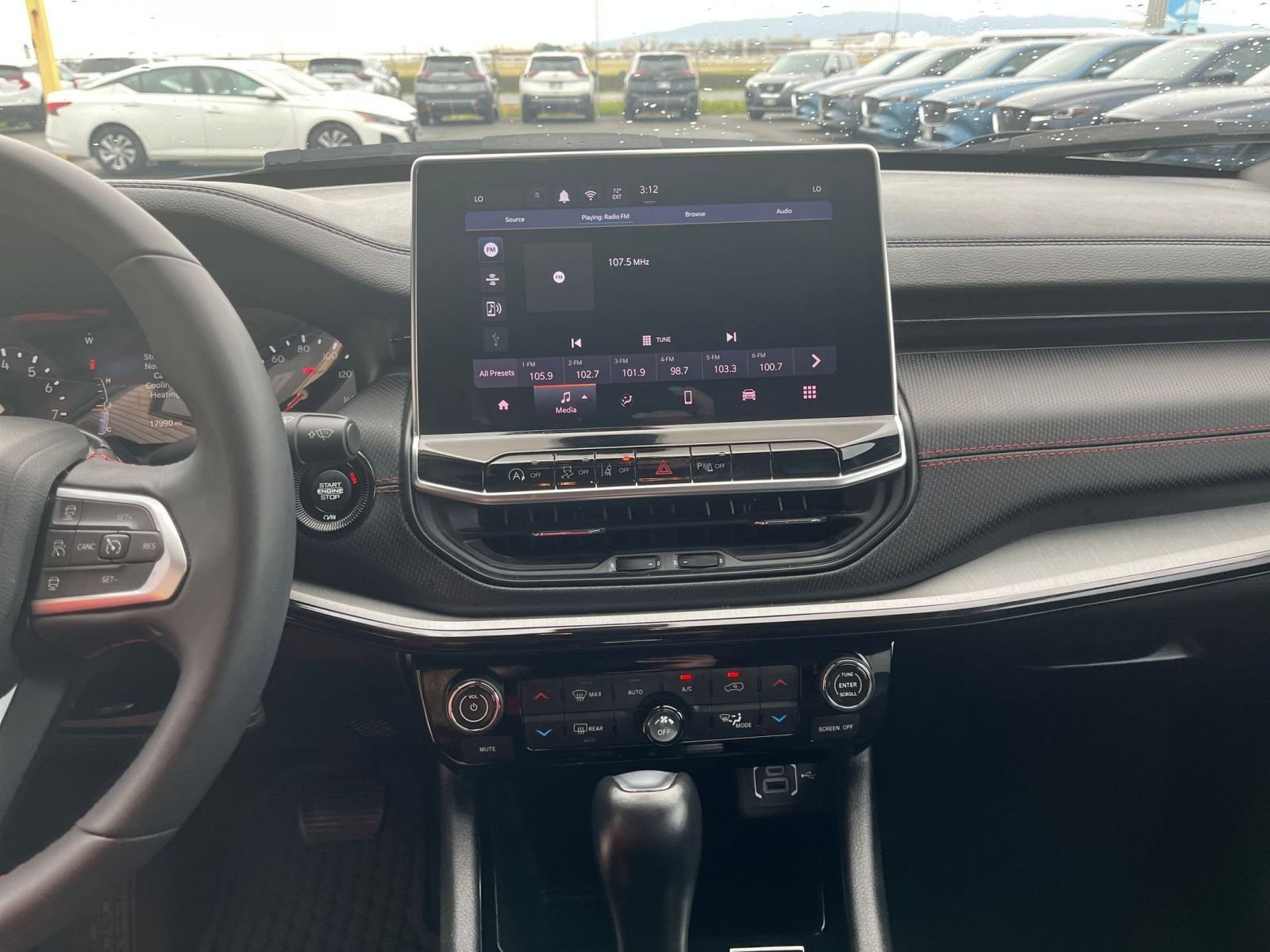 Thumbnail: 2025 Jeep Compass - 17