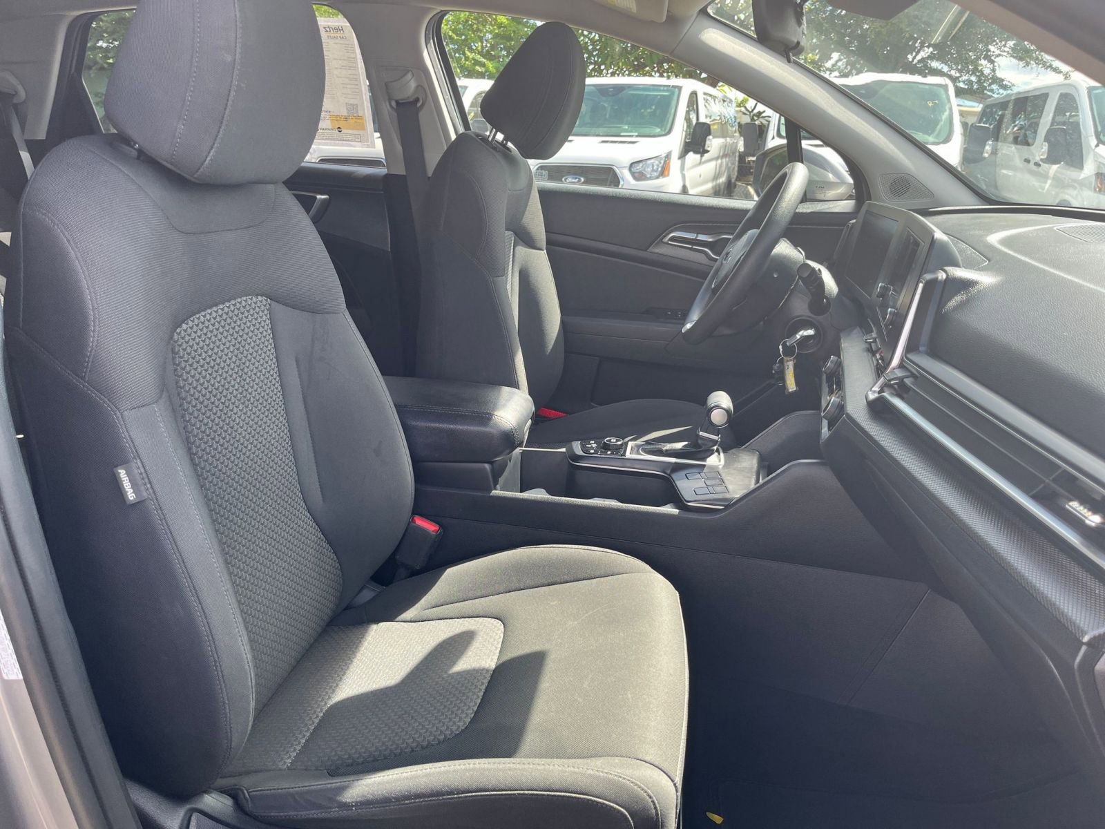 Thumbnail: 2023 Kia Sportage - 35