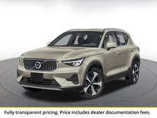 2024 Volvo XC40 B5 Core -
                  Honolulu, HI