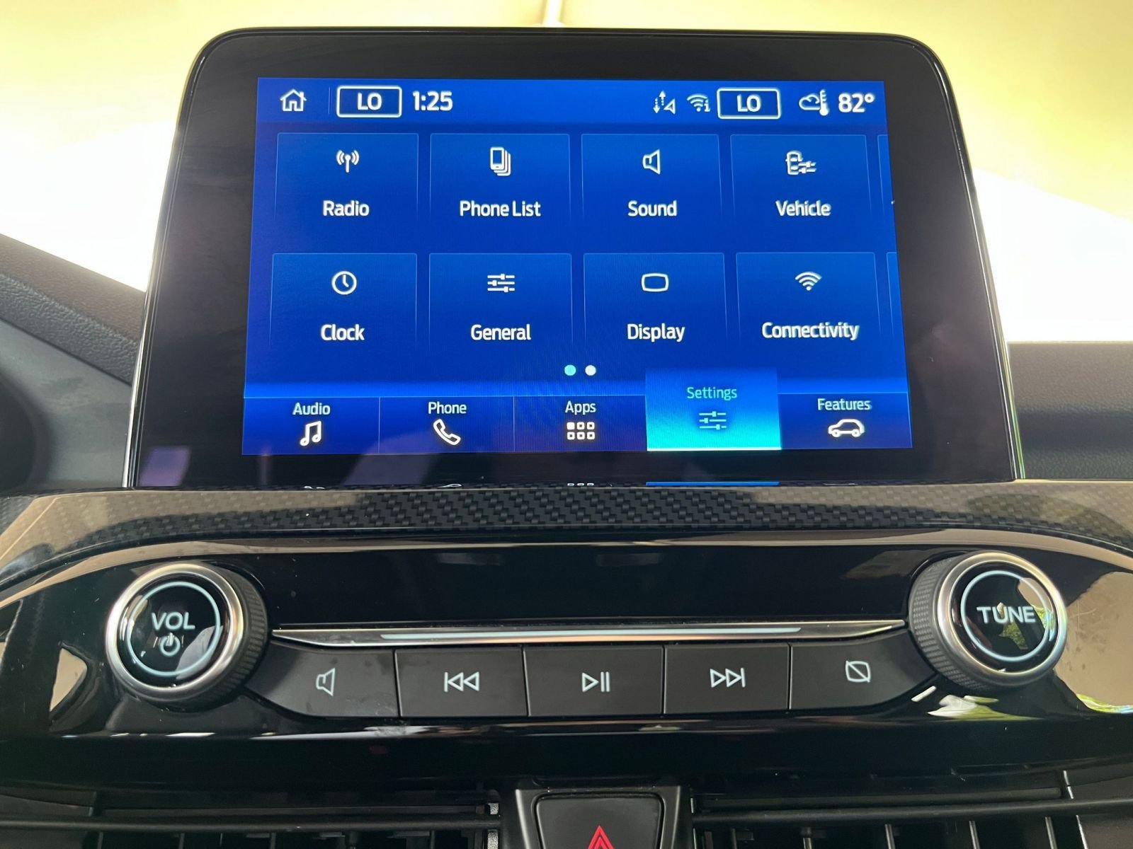 Thumbnail: 2023 Ford Escape - 21