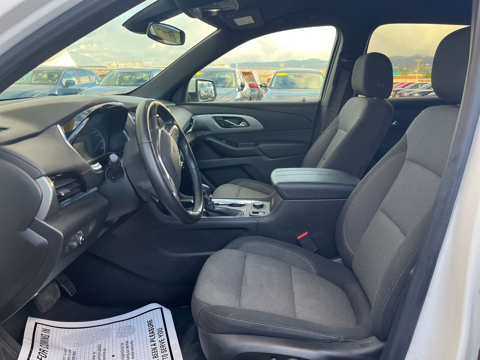 Thumbnail: 2023 Chevrolet Traverse - 25