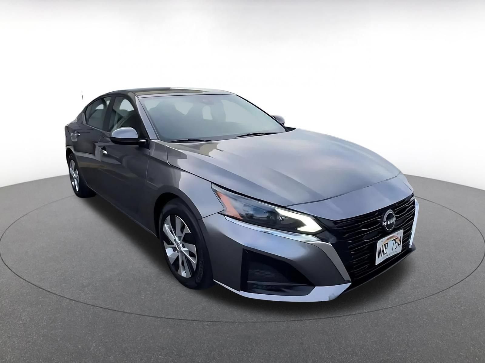 Thumbnail: 2023 Nissan Altima - 3