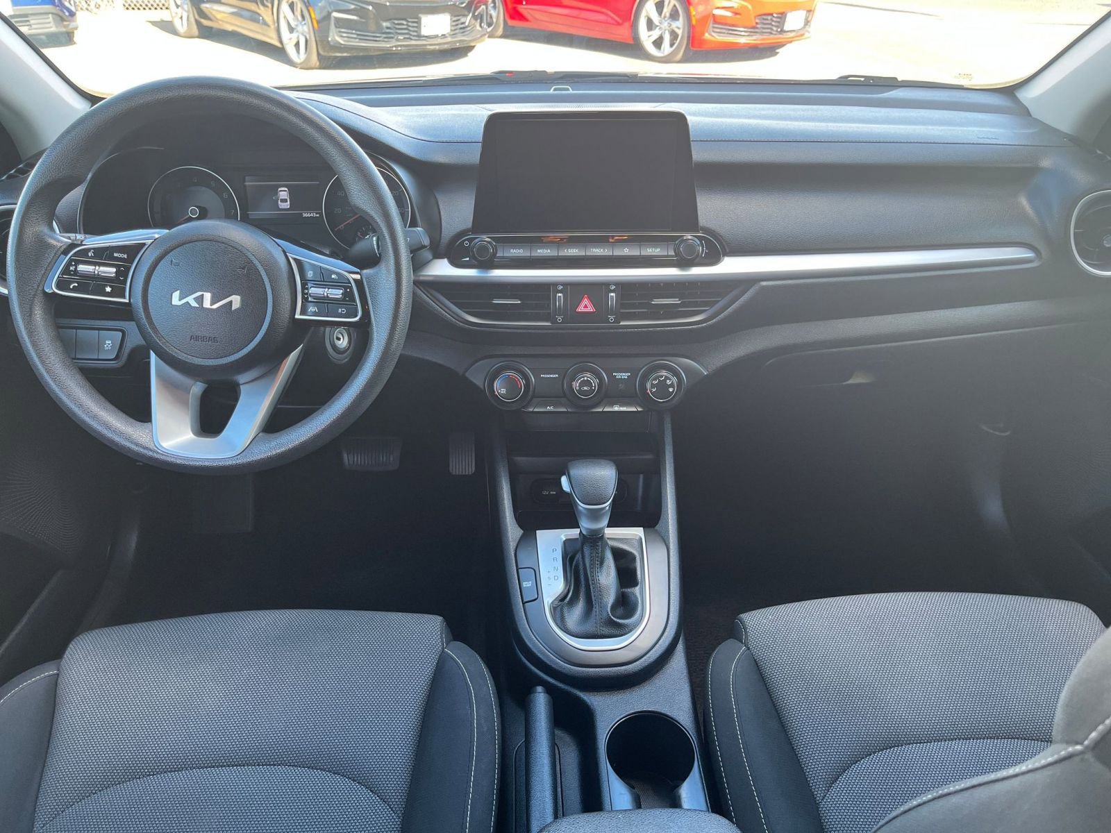 Thumbnail: 2023 Kia Forte - 31