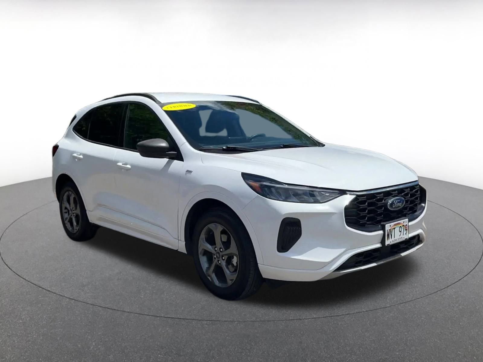 Thumbnail: 2023 Ford Escape - 3