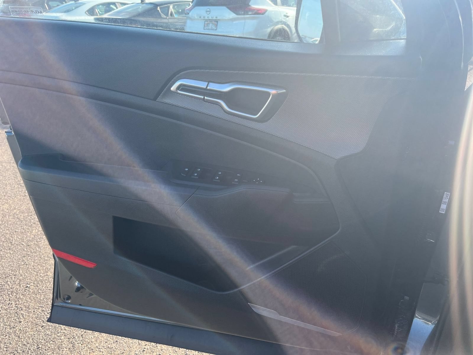 Thumbnail: 2025 Kia Sportage - 18