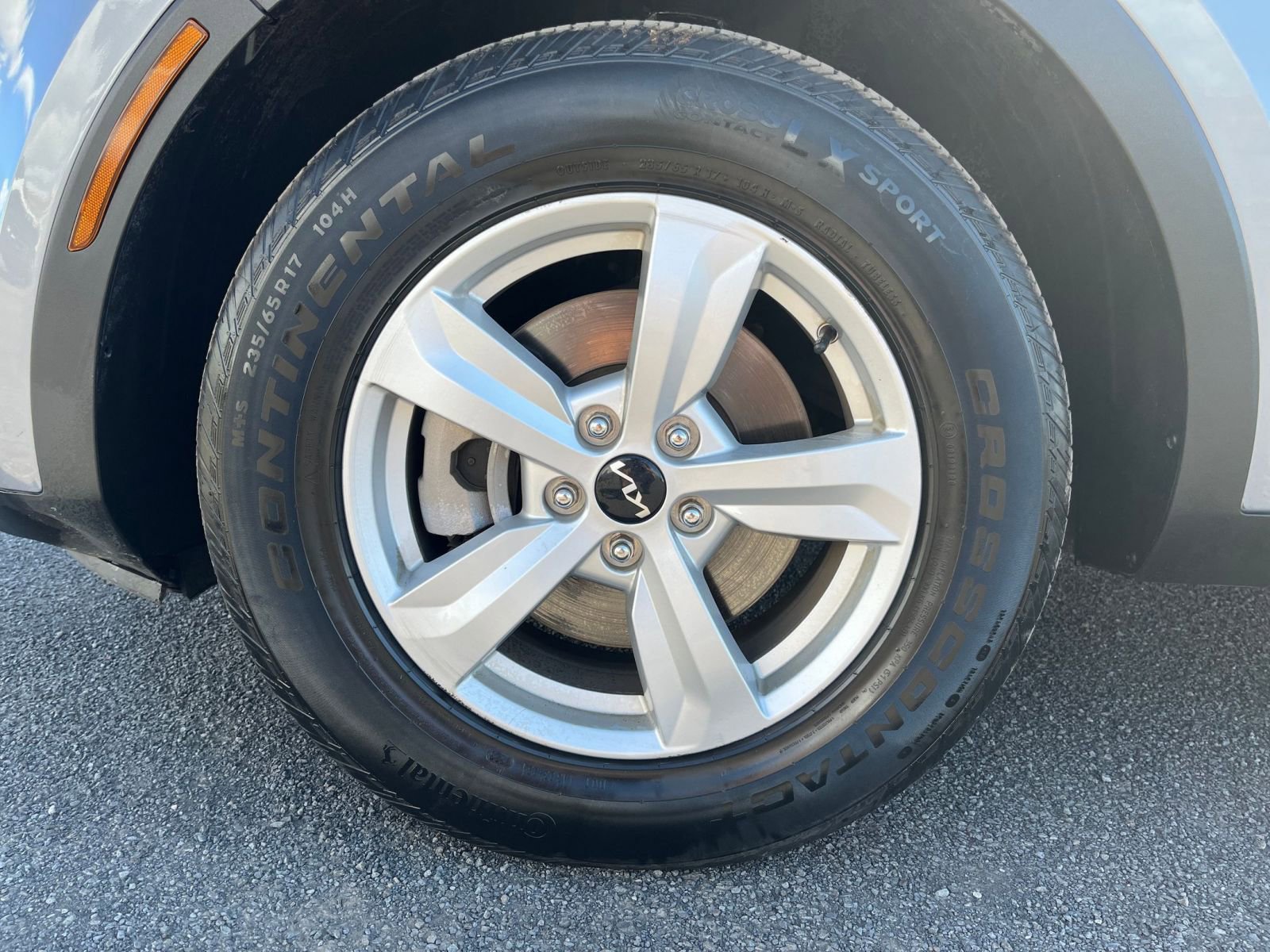 Thumbnail: 2023 Kia Sorento - 31