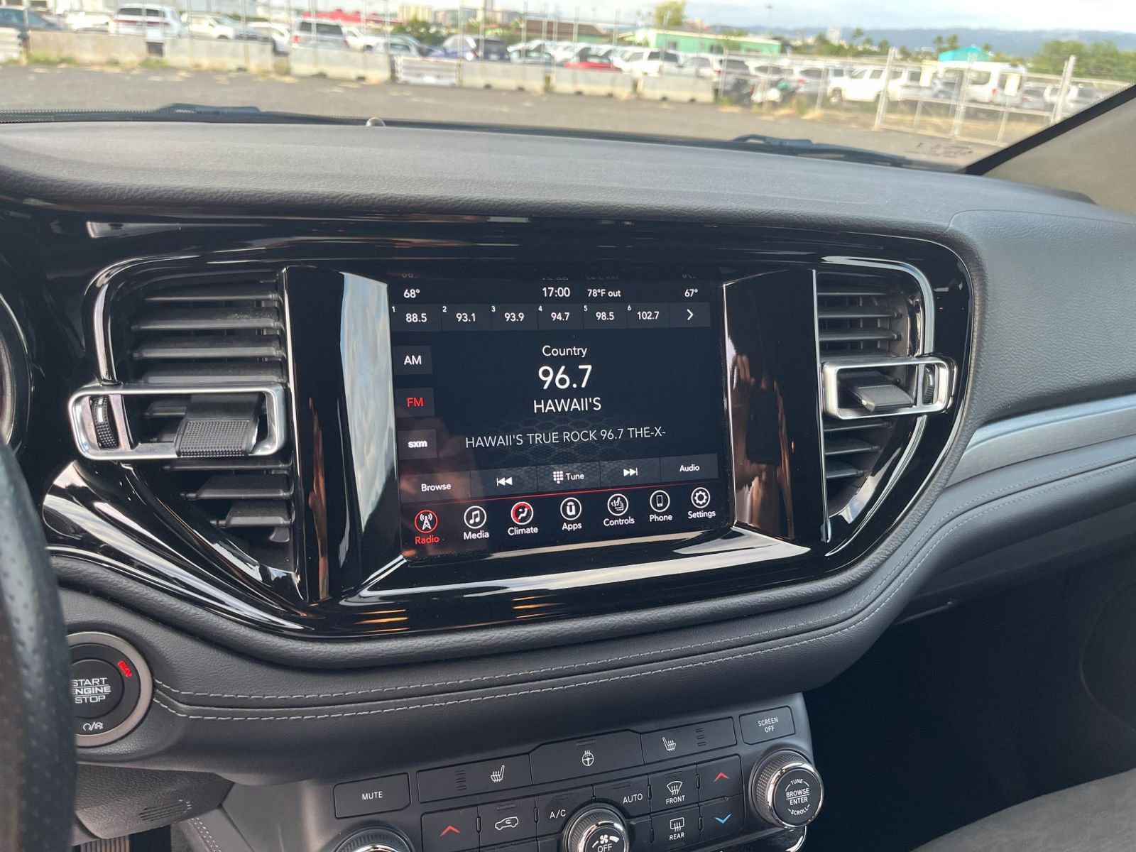 Thumbnail: 2023 Dodge Durango - 21