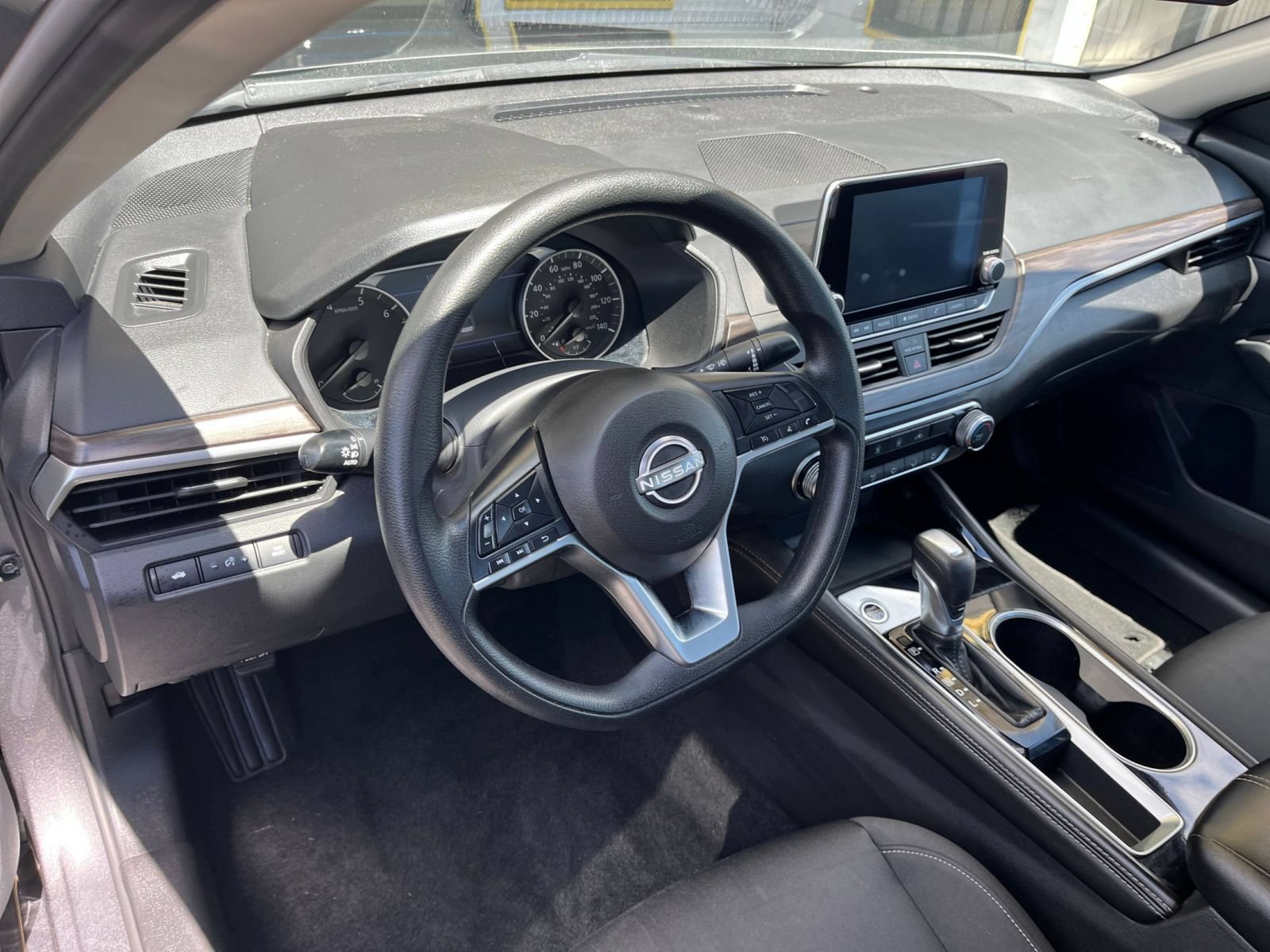 Thumbnail: 2023 Nissan Altima - 32