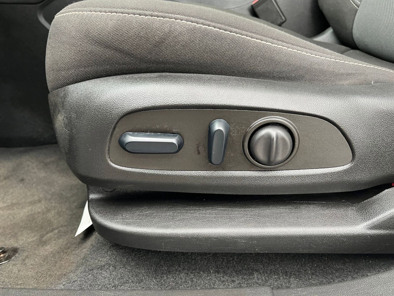 Thumbnail: 2023 Chevrolet Blazer - 22