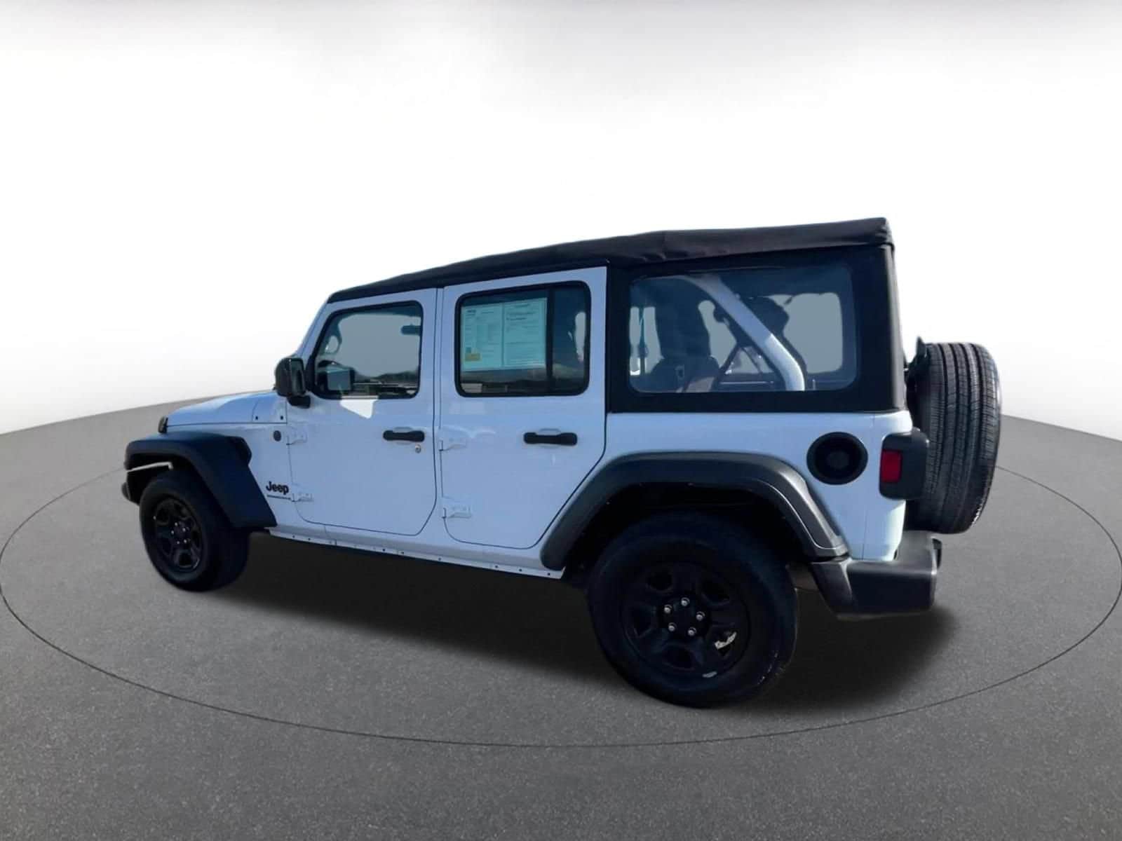 Thumbnail: 2023 Jeep Wrangler - 10