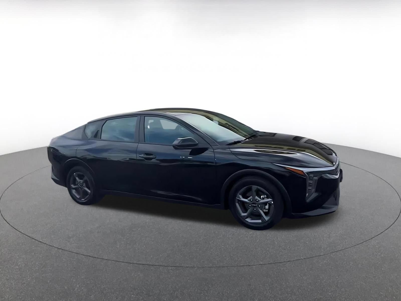 Thumbnail: 2025 Kia K4 - 2