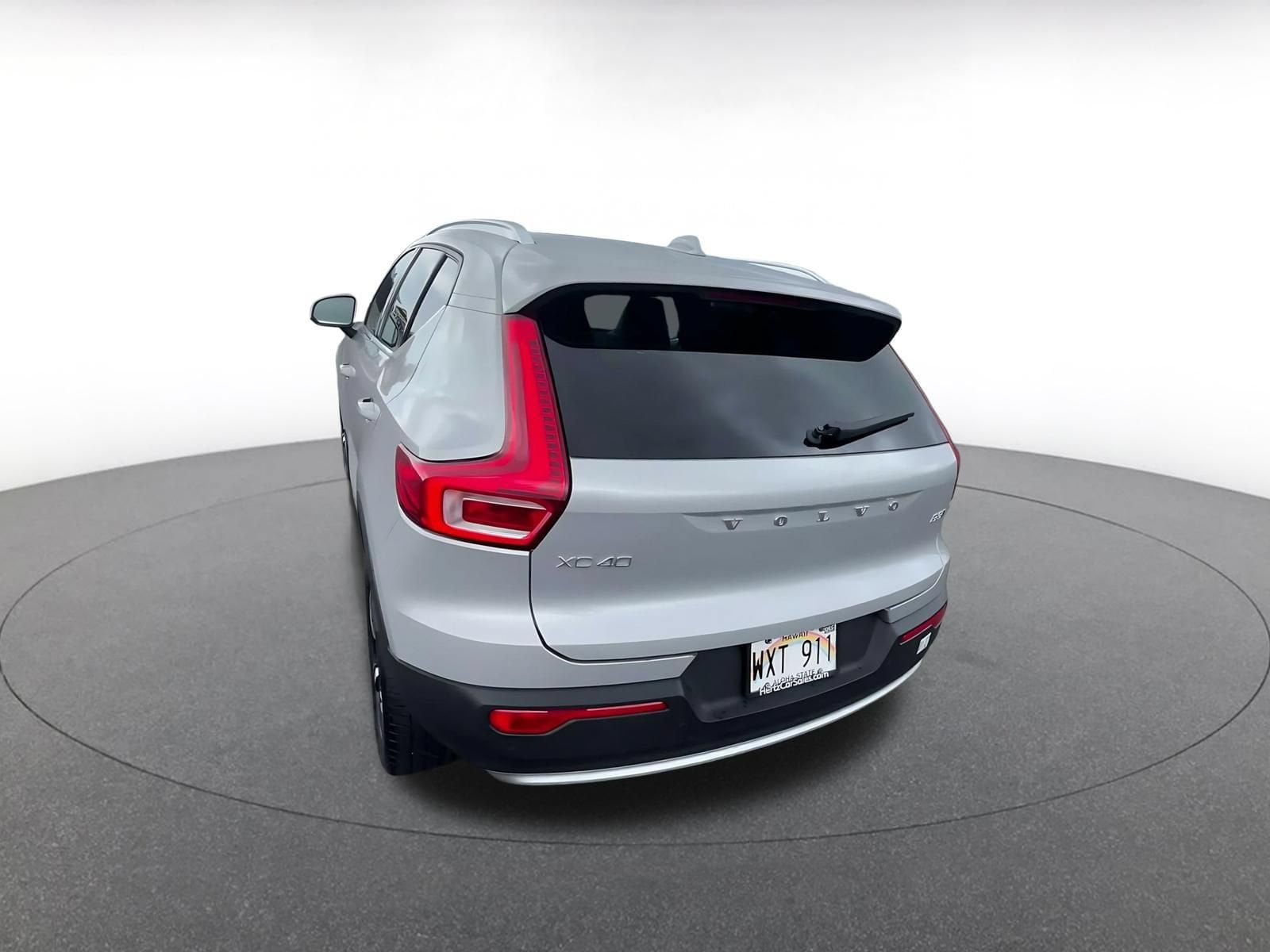 Thumbnail: 2024 Volvo XC40 - 11