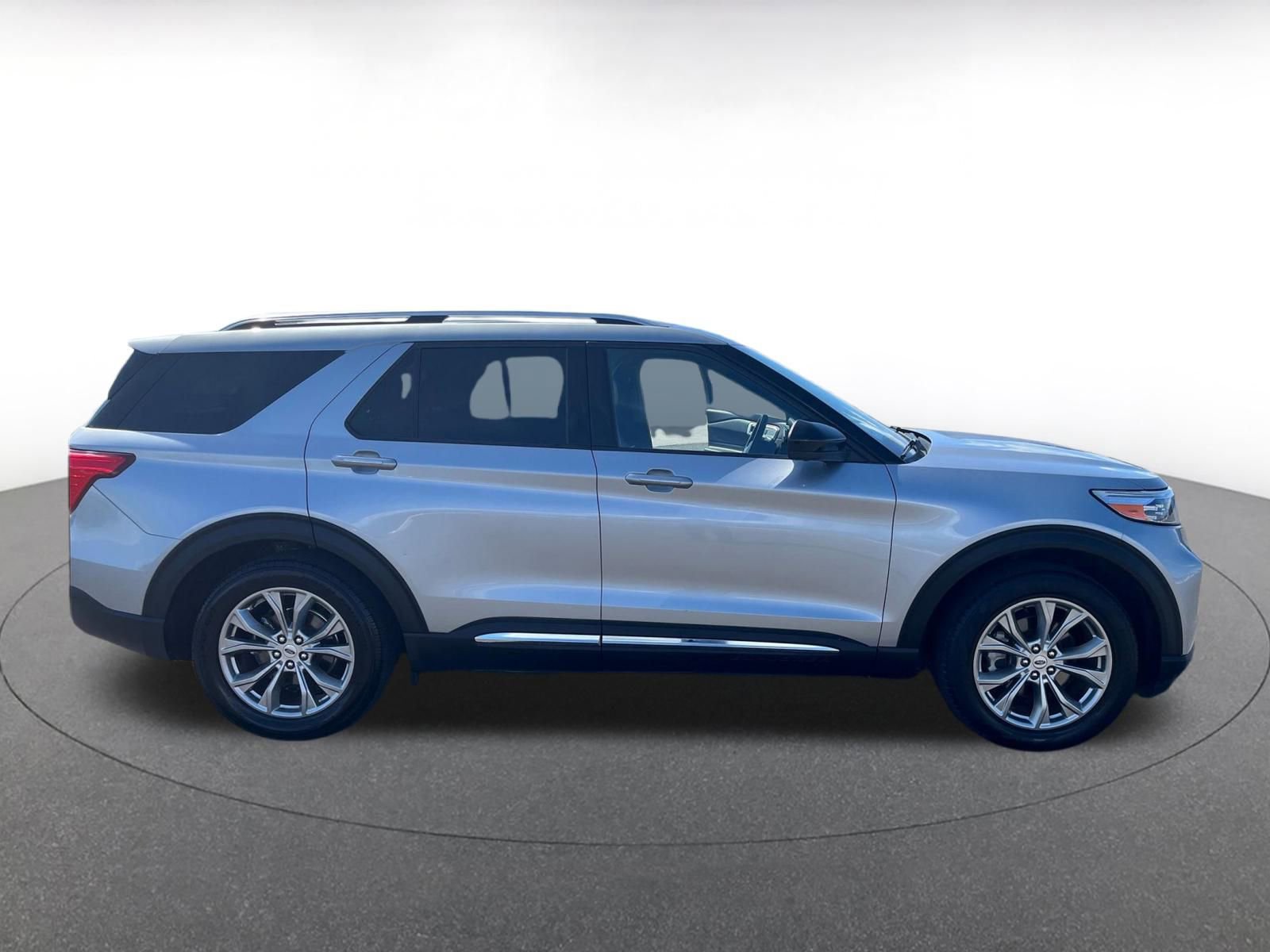Thumbnail: 2023 Ford Explorer - 15