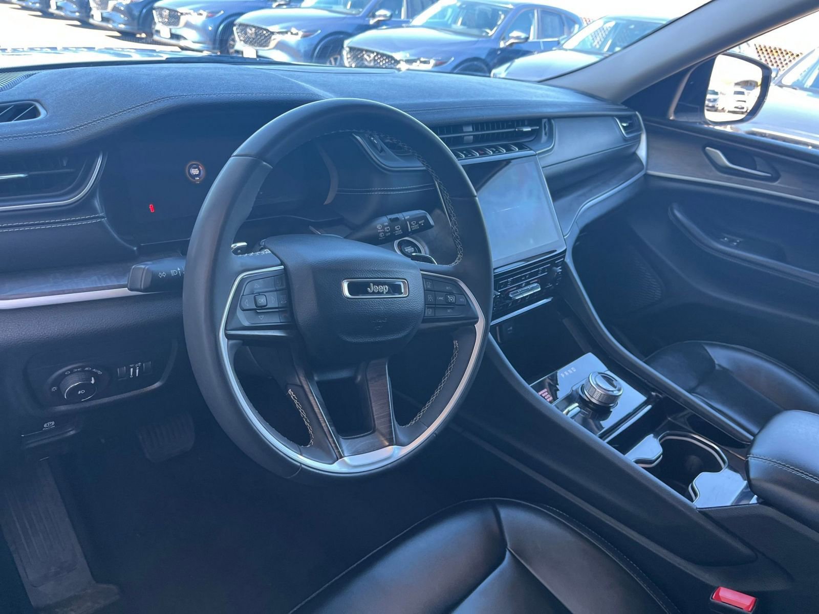 Thumbnail: 2023 Jeep Grand Cherokee - 35