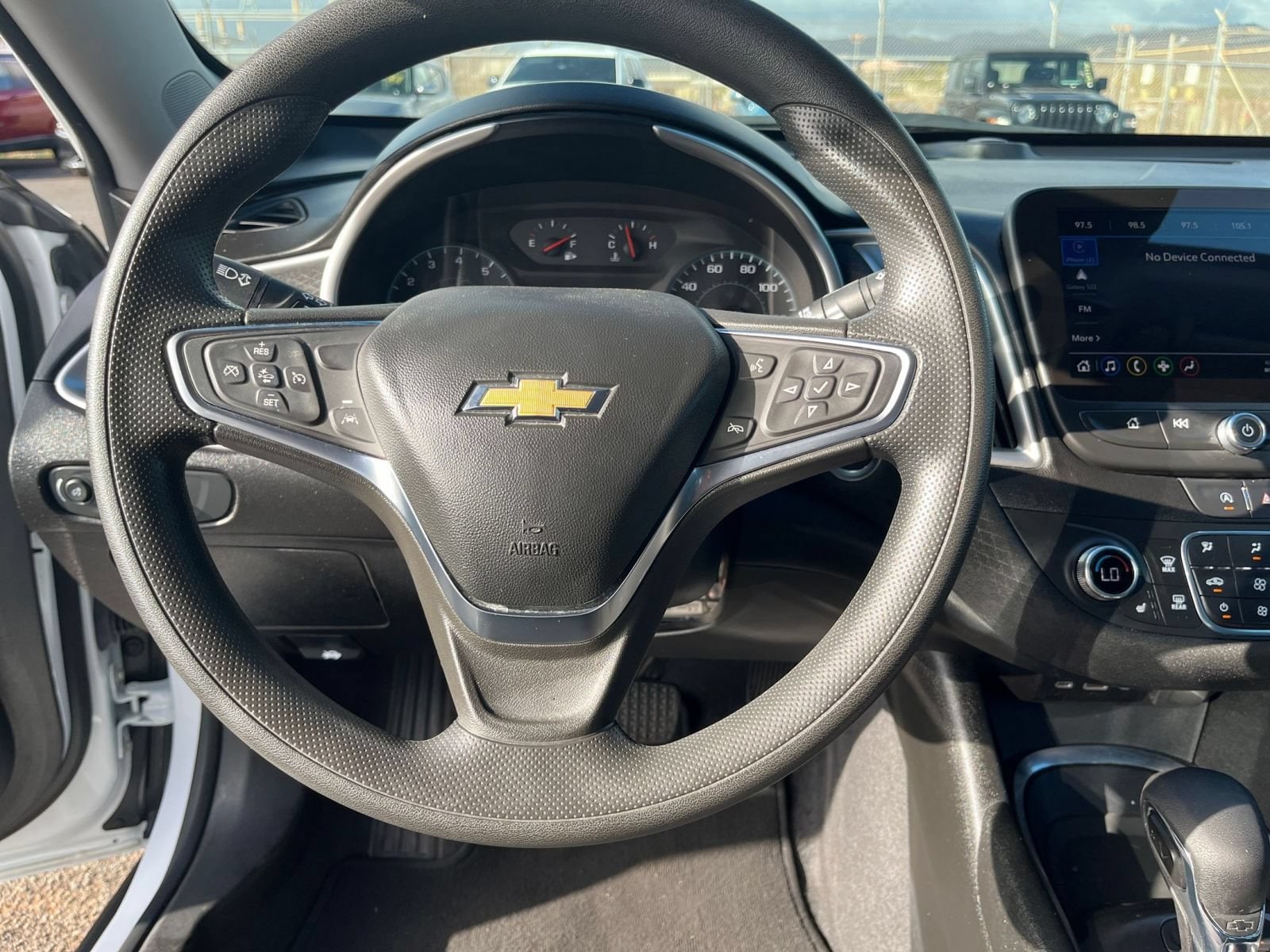 Thumbnail: 2024 Chevrolet Malibu - 29