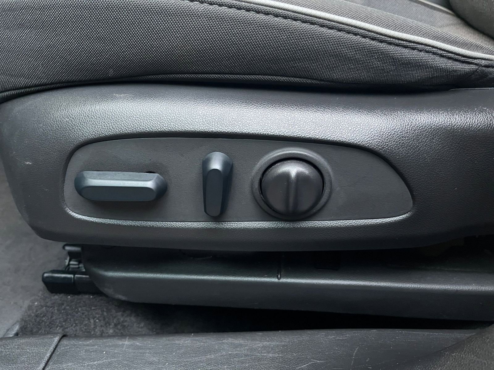 Thumbnail: 2023 Chevrolet TrailBlazer - 22