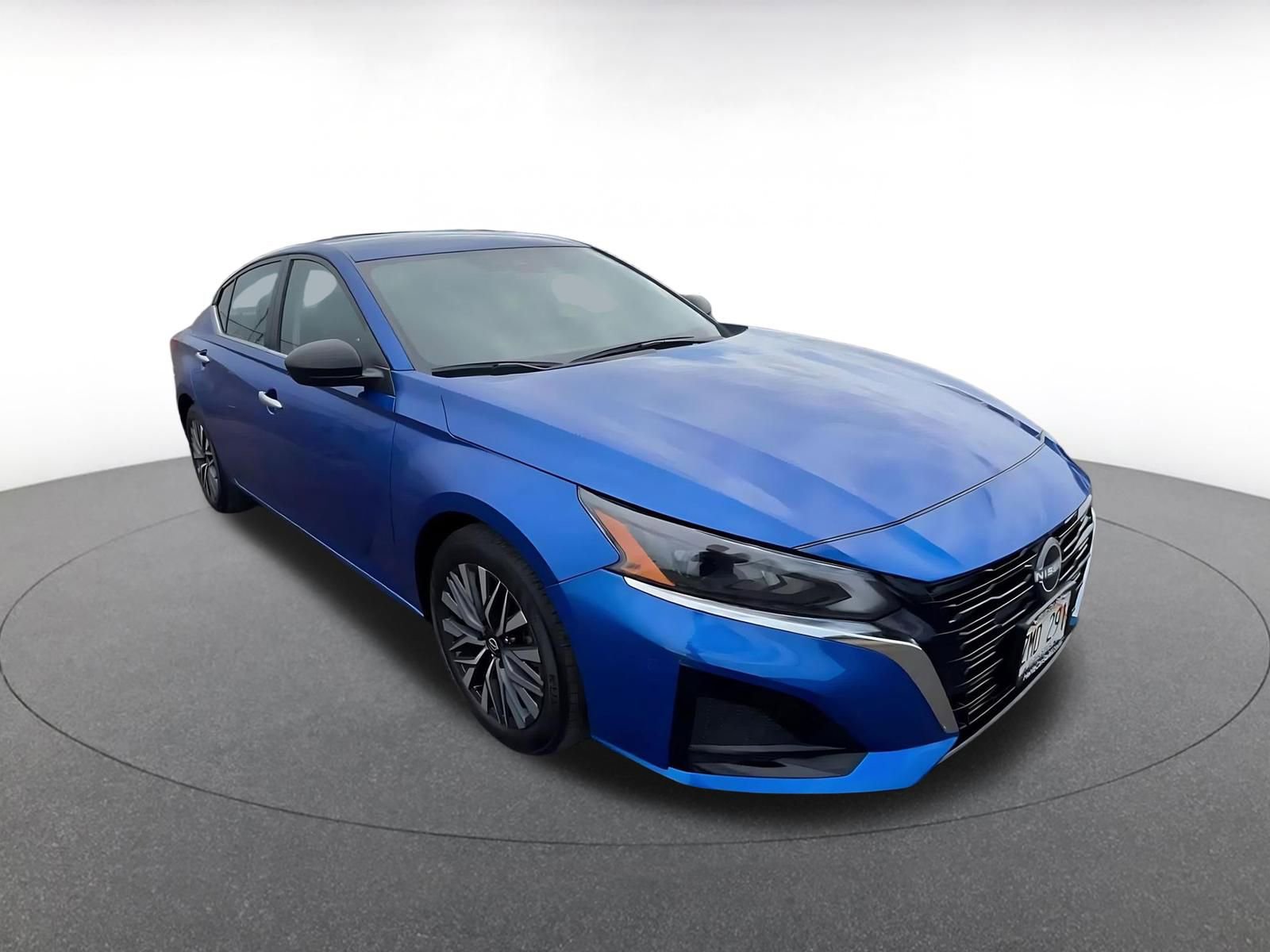 Thumbnail: 2025 Nissan Altima - 3